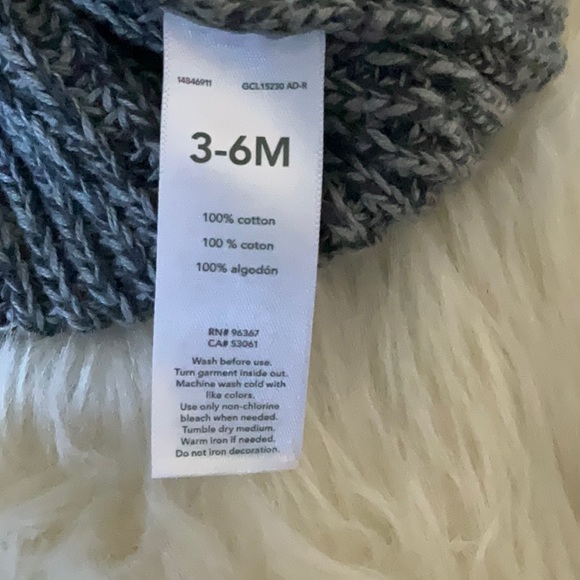 Oshkosh notch-lapel collar black & gray tweed look cardigan with pockets. 3-6m - Picture 7 of 8